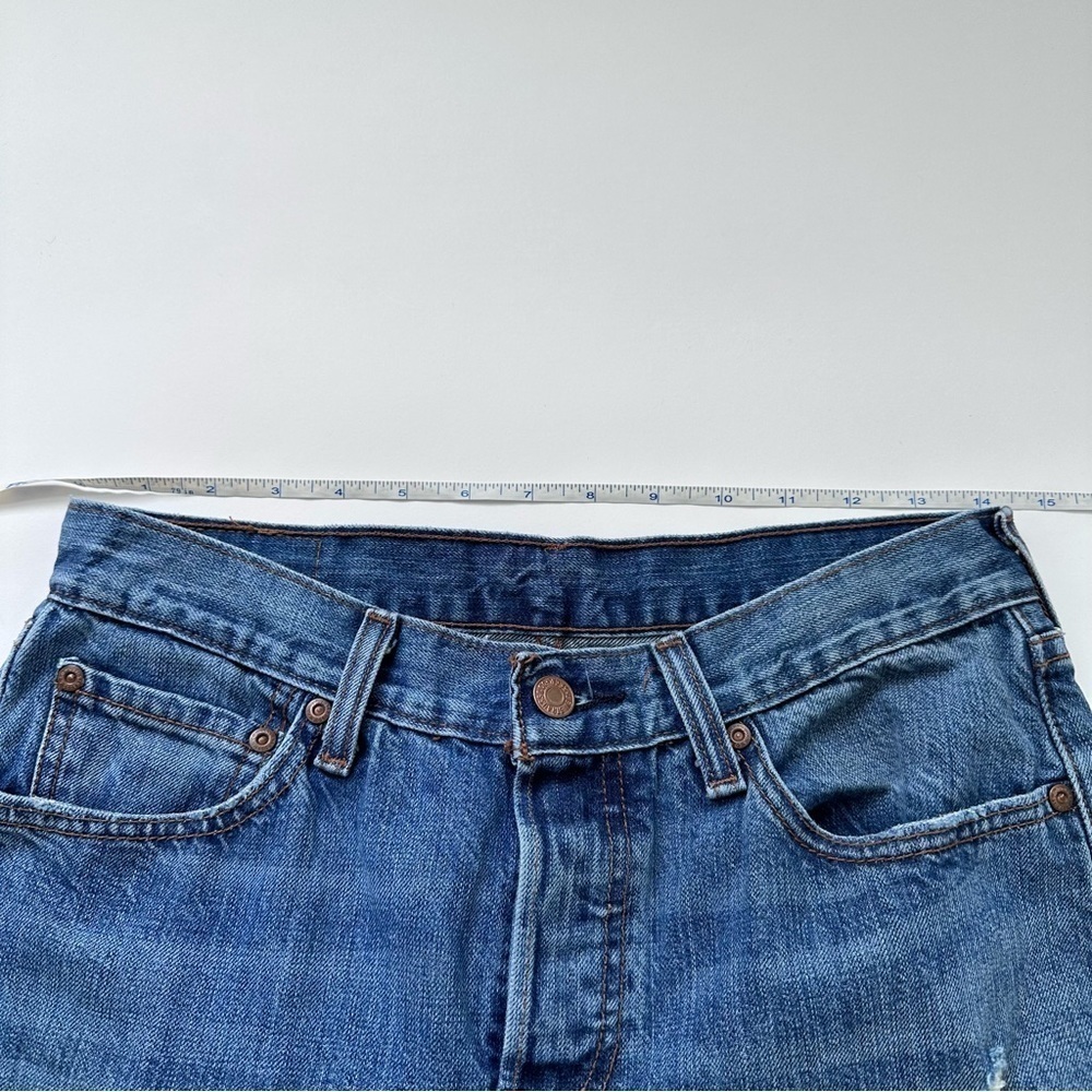 LEVI’S 501 Original Fit Women’s Jeans size 27 32 Salsa Middle - Dark Wash - Picture 11 of 16